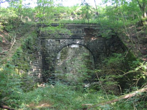 Sdportal des alten Freienseener Tunnels