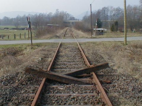 Bahnbergang zwischen Unterrieden und Eichenberg