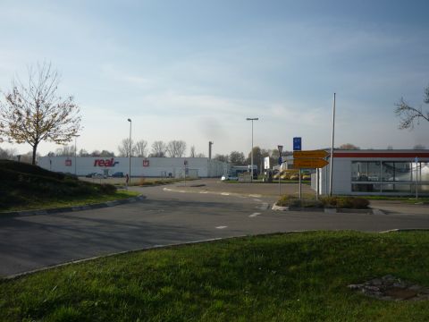 Bahnbergang ber die Strae nach Steinweiler