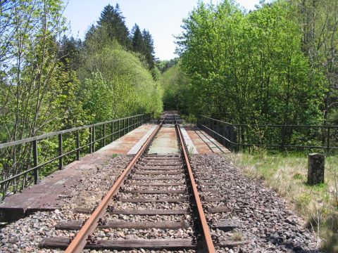 Brcke ber die Bundesstrae