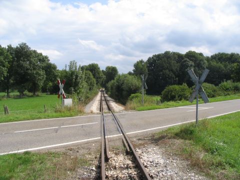 Bahnbergang ber die Strae von Maselheim nach Wennedach