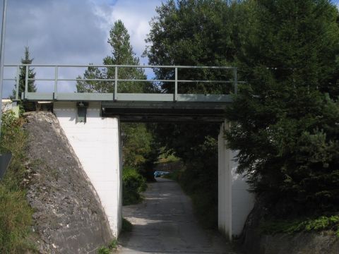 Brcke ber die Zufahrt zur Wendelstein Klinik