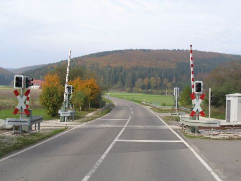 Bahnbergang ber die Strae von Riedschingen