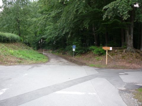 Bahnbergang ber die Kirchenstrae