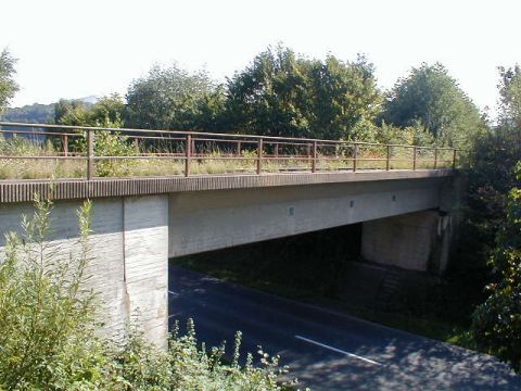 Brcke ber die Strae von Schenklengsfeld nach Heimboldshausen