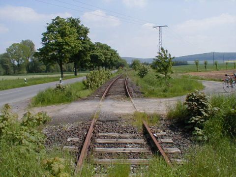 Bahnbergang zwischen Schenklengsfeld und Wehrshausen