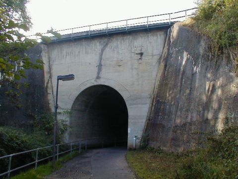 Brcke ber die Jahnstrae und den Krebsbach