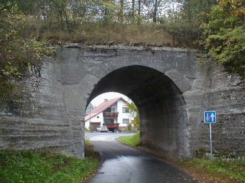 Brcke ber den Rainrder Weg
