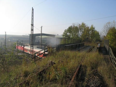 Brcke ber die Bahnlinie