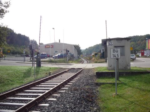 Bahnbergang ber die Bahnhofstrae