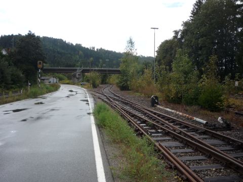 Ausfahrt aus dem DB-Bahnhof Eyach