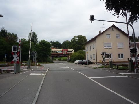 Bahnbergang ber die Bahnhofstrae