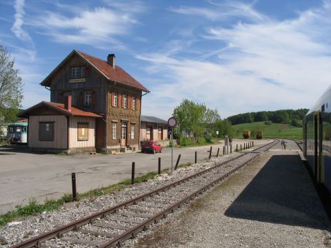Bahnhof Kleinengstingen