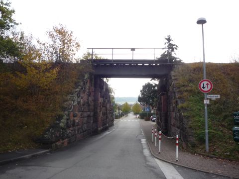 Brücke über die Gottlieb-Braun-Straße
