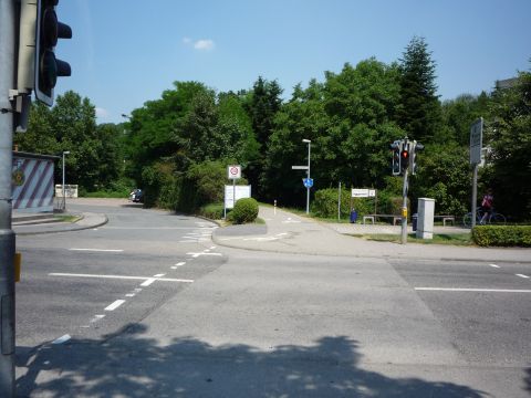 Bahnbergang ber die Zttlinger Strae