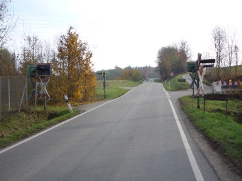 Bahnbergang vor der oberen Schellenmhle