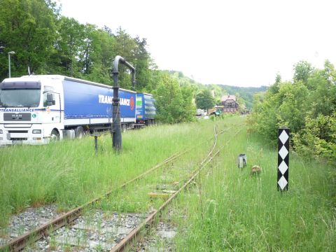 Einfahrt in den Bahnhof Sulzbach