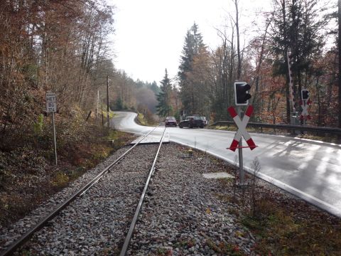 Bahnbergang ber die Strae nach Welzheim