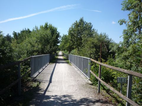 Brücke über den Stelzenbach
