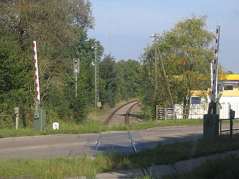 Bahnbergang ber die B 25