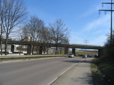 Brcke ber die B10