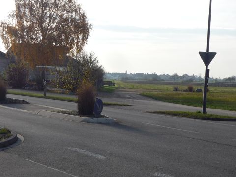 Bahnbergang ber die Strae von Altenheim nach Dundenheim