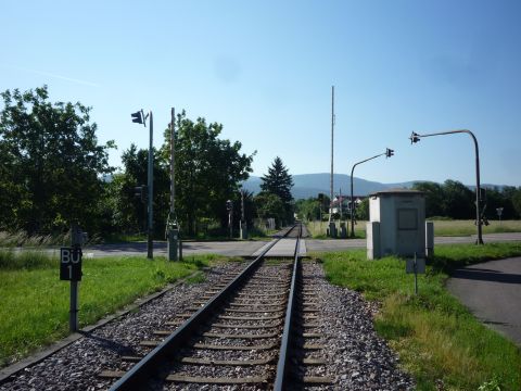 Bahnbergang ber die Rheintalstrae