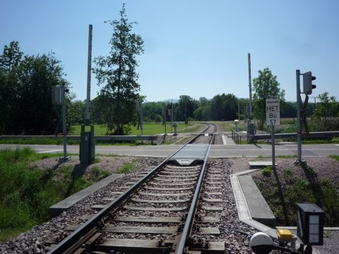 Bahnbergang ber die Strae von Moos nach Oberbruch