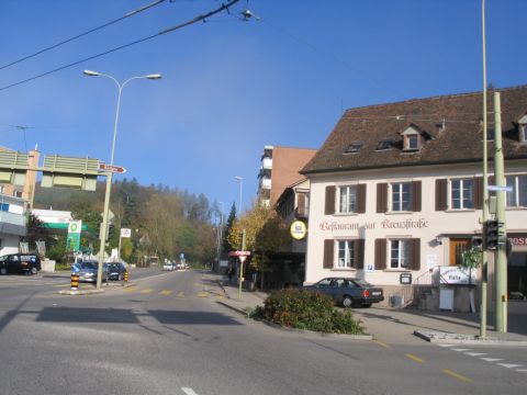 Neuhausen Kreuzstraße